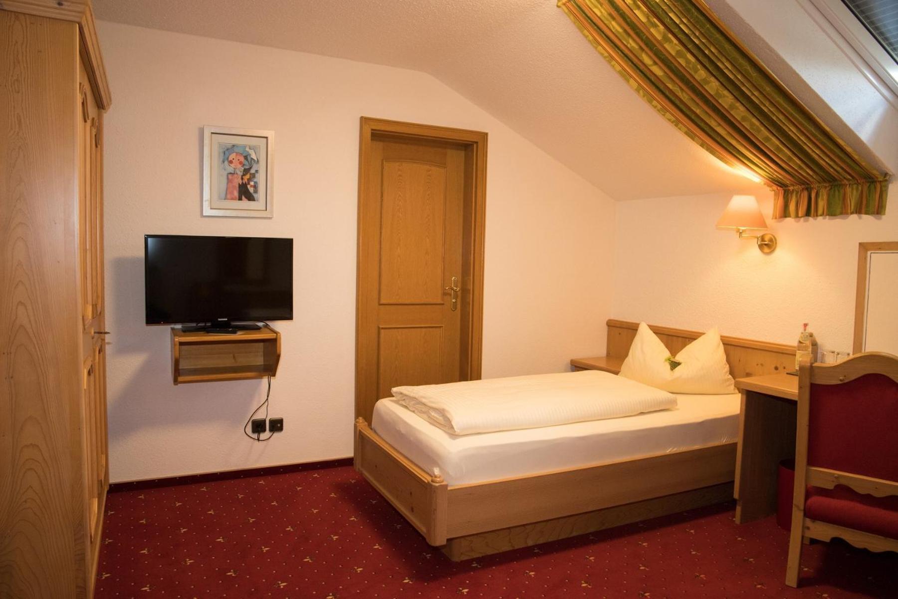 Hotel Bauer Garni Ingolstadt Ngoại thất bức ảnh